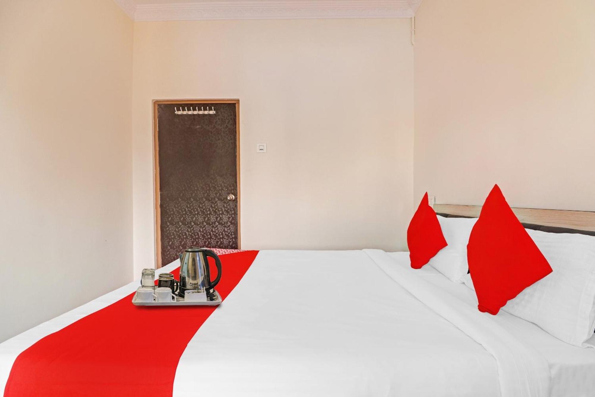 Hotel O Gs International Near Anu Wine Shop 샴샤바드 외부 사진